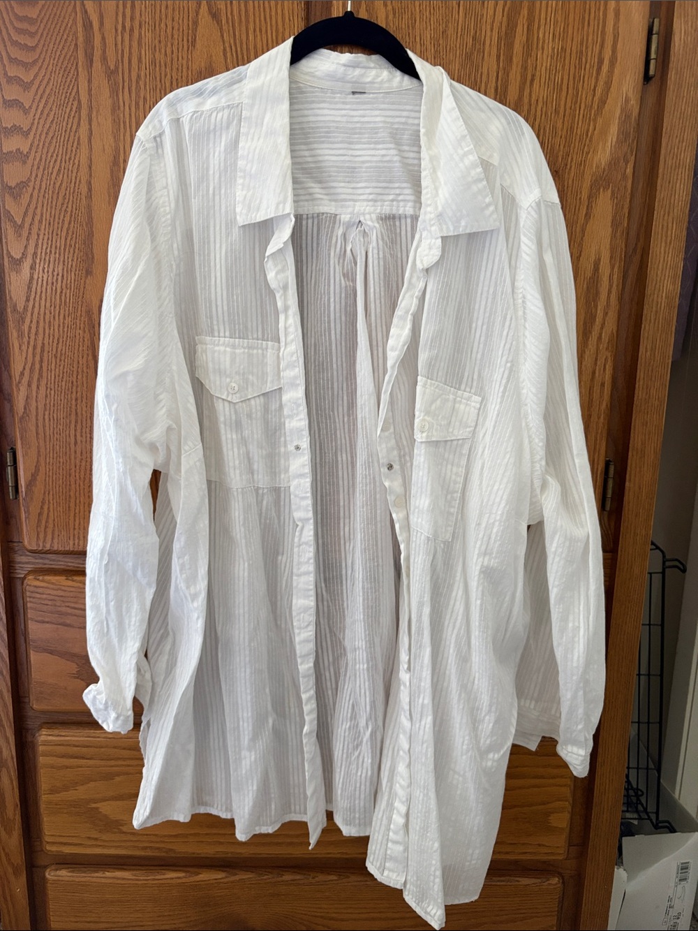 Size 6X white striped cotton blouse